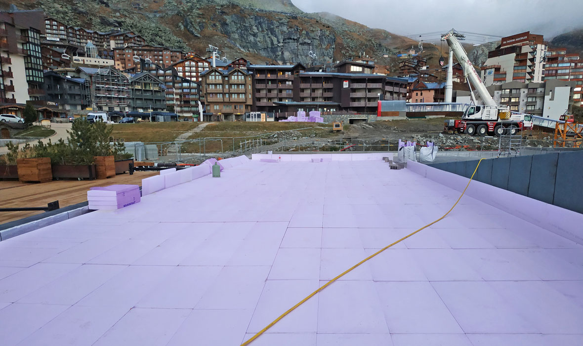 Centre sportif de Val Thorens - L’isolation inversée JACKODUR® deviendra (aussi) une piste de ski !